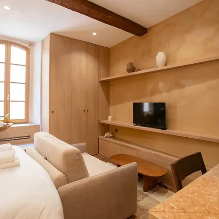 Charming With A-c - 2p - Center St Tropez Apartment *