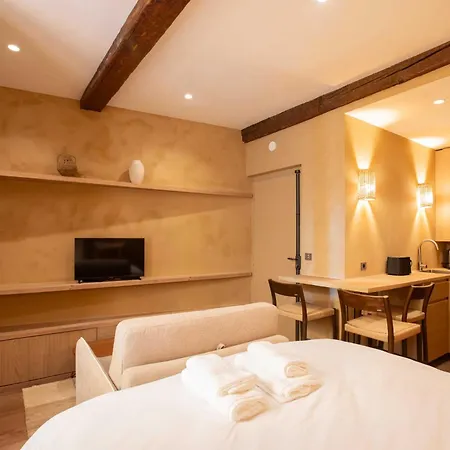 Апартаменты Charming With A-c - 2p - Center St Tropez Сен-Тропе