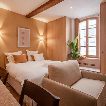 Charming With A-c - 2p - Center St Tropez Apartamento *