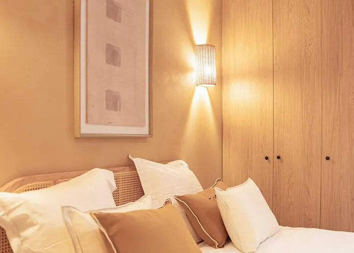 Charming With A-c - 2p - Center St Tropez Apartment *