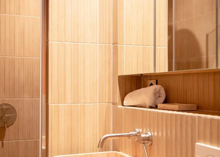 Charming With A-c - 2p - Center St Tropez *