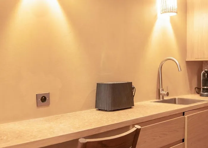 Charming With A-c - 2p - Center St Tropez *